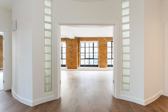 3 Bedroom Apartment To Rent In Springfield House Lofts, Dalston London, E8