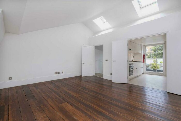 2 Bedroom Apartment To Rent In Duncan Terrace, Angel, N1