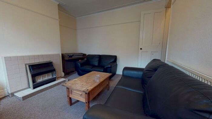 2 Bedroom Terraced House To Rent In Harold Road, Hyde Park, Leeds, LS6