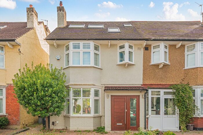 5 Bedroom Semi-Detached House For Sale In Camberley Avenue, West Wimbledon, London, SW20