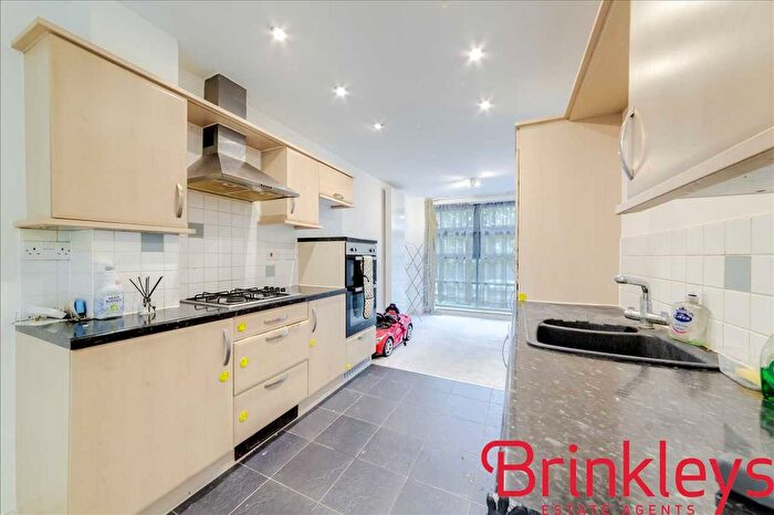 2 Bedroom Town House To Rent In Pallister Terrace, Roehampton Vale, London, SW15