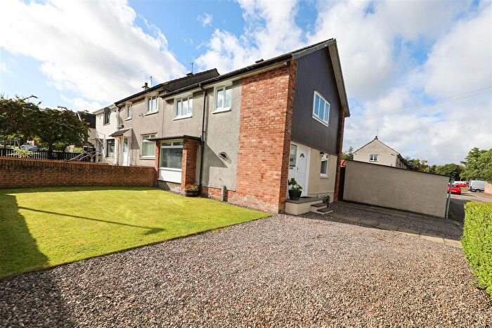 4 Bedroom End Of Terrace House For Sale In Solway Place, Glenrothes, KY6