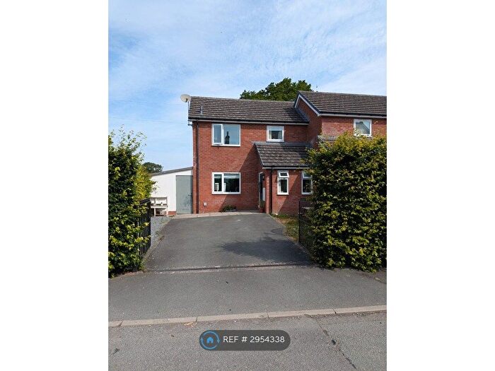 3 Bedroom Semi-Detached House To Rent In Gwyddelwern, Corwen, LL21