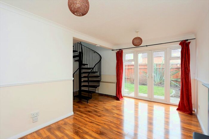 1 Bedroom Semi-Detached House To Rent In Rownhams Road, Bournemouth, Dorset BH8