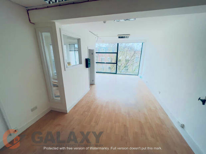 Office Commercial To Rent In Fonthill Road Second Floor, London, N4