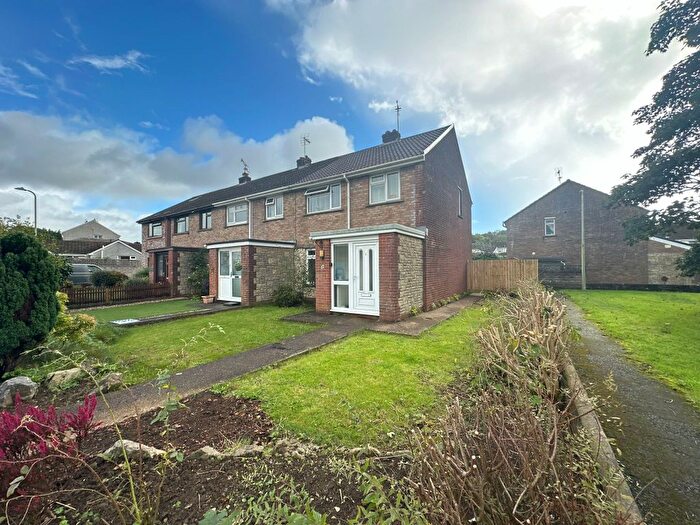 3 Bedroom Semi-Detached House To Rent In Heol Y Felin, Pontyclun, CF72