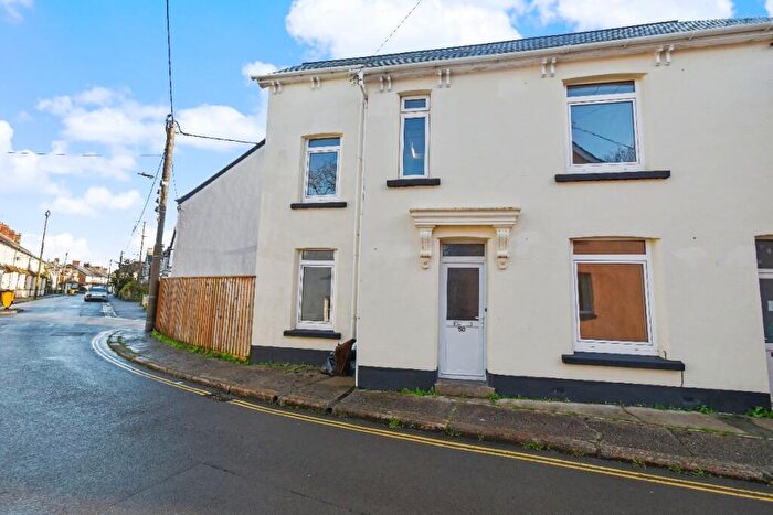 4 Bedroom Semi-Detached House To Rent In North Street, Okehampton, EX20