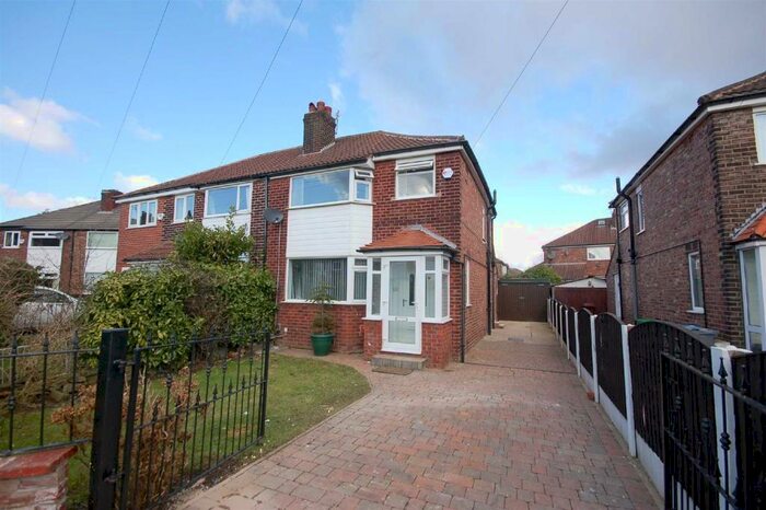 3 Bedroom Semi-Detached House To Rent In Glenlea Drive, Manchester, M20