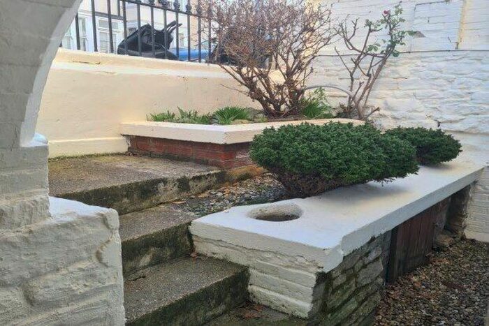 1 Bedroom Flat To Rent In Nelson Street, Ryde, PO33