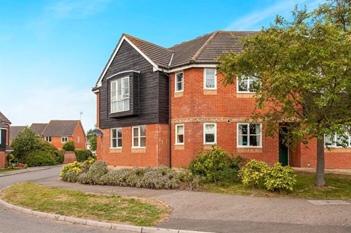 2 Bedroom Flat To Rent In Surtees Close, Willesborough, Ashford, TN24