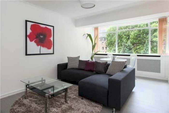 2 Bedroom Flat To Rent In Gilray House, Gloucester Terrace, Lancaster Gate, Hyde Park, W2