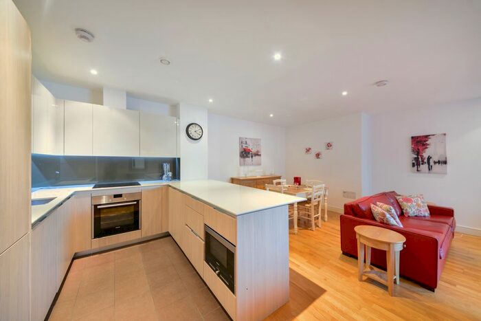 2 Bedroom Flat To Rent In Spinnaker House, Battersea Reach, SW18