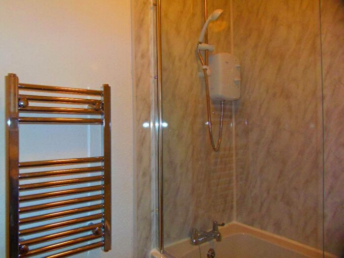 1 Bedroom Flat To Rent In Dumbarton Road, Whiteinch, Glasgow, G14