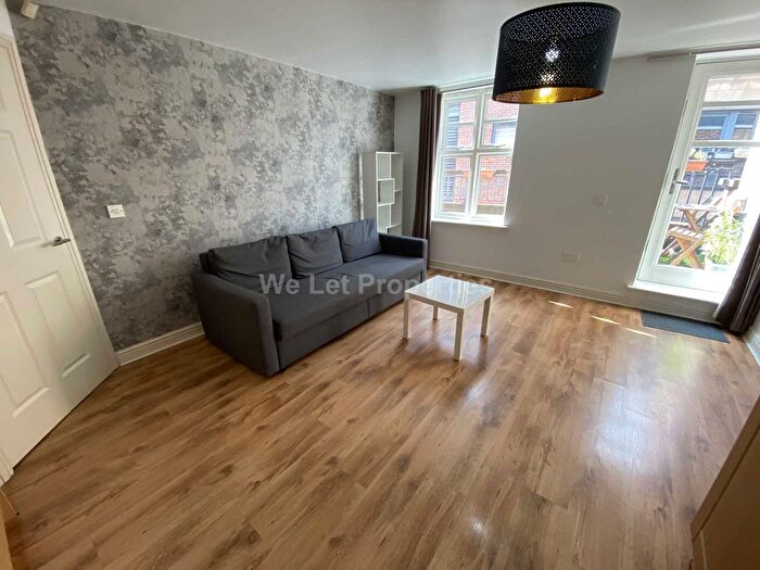 2 Bedroom Flat To Rent In Barton Street, Castlefeild, M3