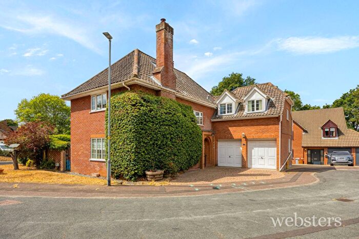 4 Bedroom Detached House For Sale In Shakespeare Way, Taverham, NR8