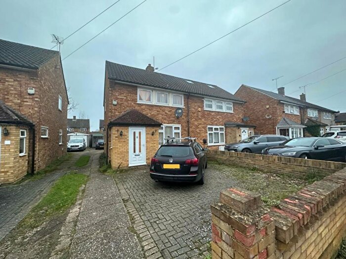 3 Bedroom Semi-Detached House To Rent In Slough, Berkshire, SL3