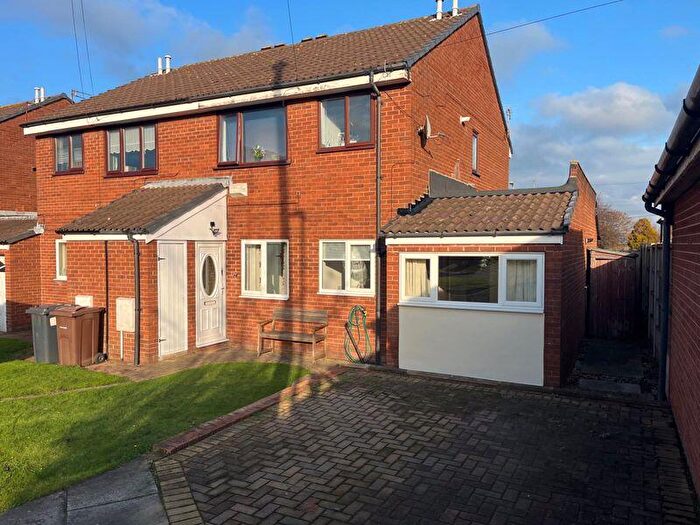 2 Bedroom Flat For Sale In Hermes Close, Bootle, L30