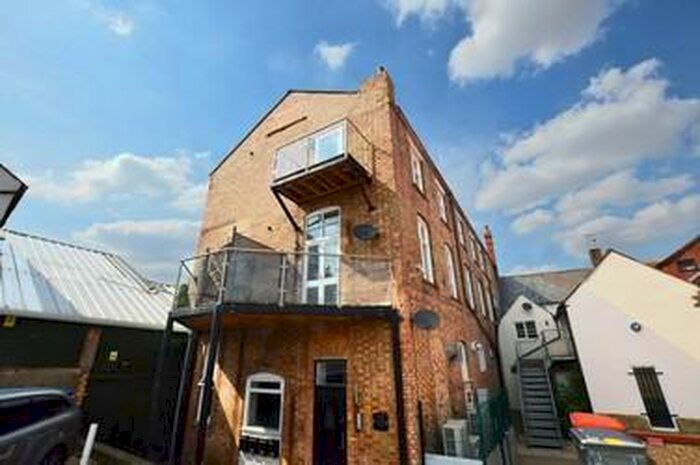 2 Bedroom Apartment To Rent In The Old Saddlery, Osborn's Court, Olney, MK46