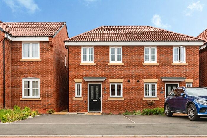2 Bedroom Semi Detached House For Sale In Rawnsley Drive, Gedling, Nottingham, NG4