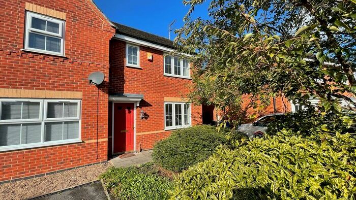 3 Bedroom Semi-Detached House To Rent In Mandarin Way, Derby, Derbyshire, DE24