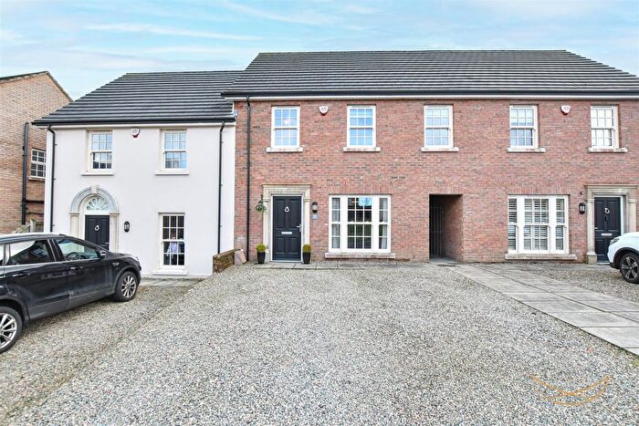 3 Bedroom Town House For Sale In Glen Corr Lane, Newtownabbey, BT36