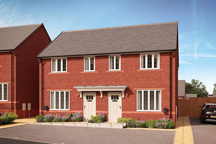 3 Bedroom Semi Detached House For Sale In "The Grovier" At Bridge End Road, Grantham, NG31