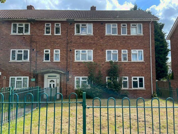 3 Bedroom Flat To Rent In Humberstone Road, Erdington, Birmingham, B24