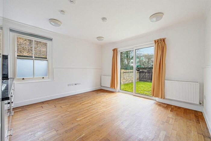 1 Bedroom Flat To Rent In Madeley Road, London, W5