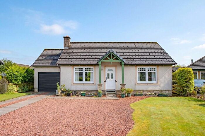 2 Bedroom Detached House For Sale In Earnmuir Road, Comrie, PH6