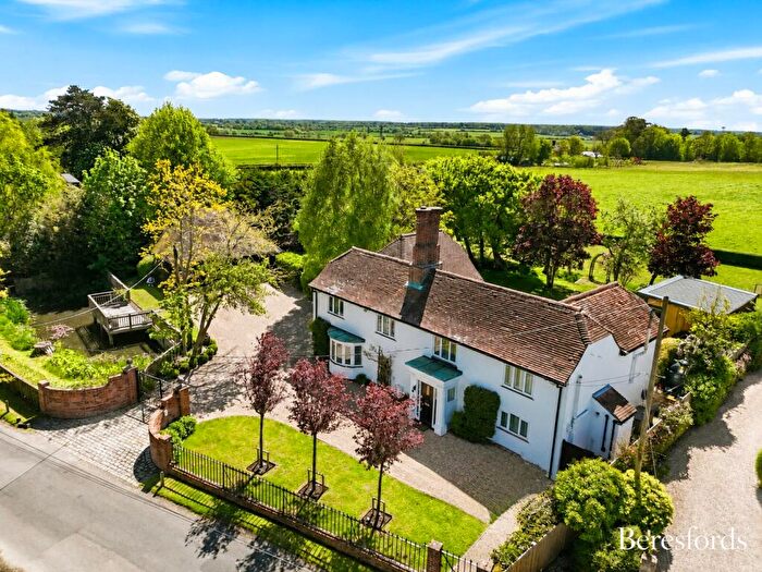 4 Bedroom Detached House To Rent In Radley Green, CM4