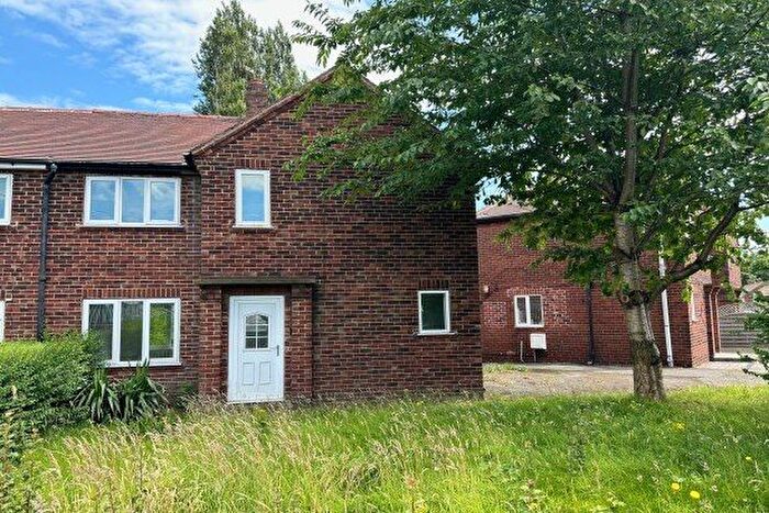 2 Bedroom Property To Rent In Marshall Avenue, Wakefield, WF4