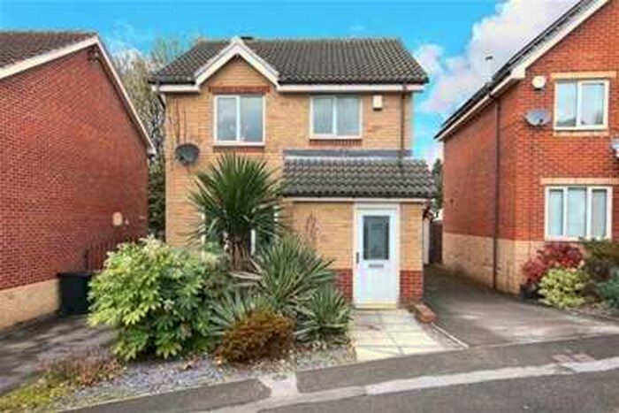 3 Bedroom Detached House To Rent In Norrells Drive, Broom, Rotherham S60