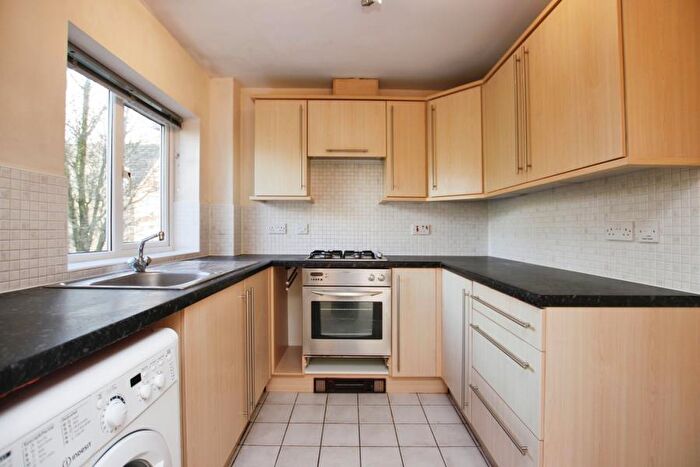 2 Bedroom Flat To Rent In Champs Sur Marne - Bradley Stoke, BS32