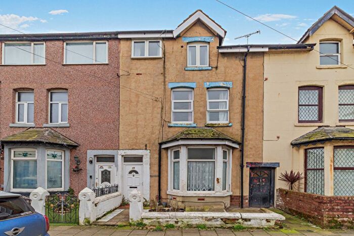 7 Bedroom Terraced House For Sale In Alexandra Road, Blackpool, FY1