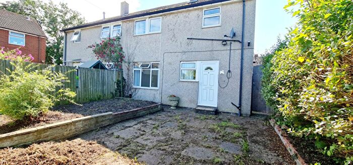 3 Bedroom Semi-Detached House To Rent In Edendale Gardens, LN1