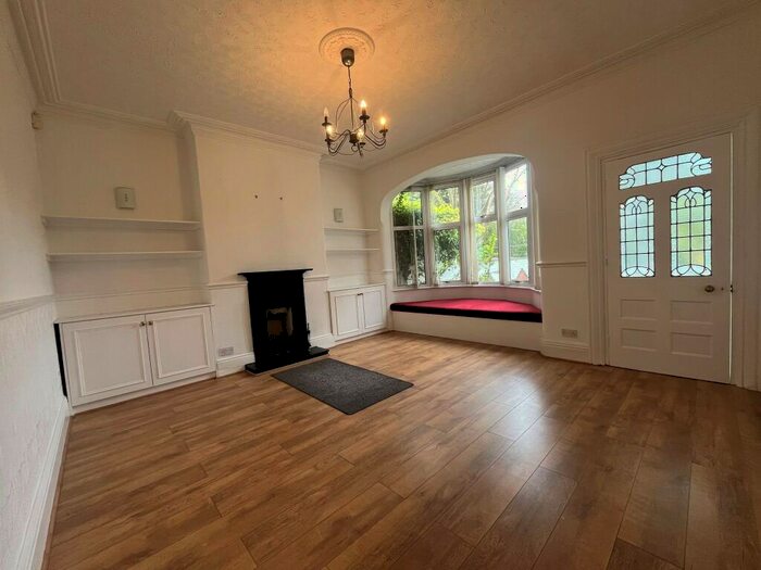 5 Bedroom Semi-Detached House To Rent In Rotton Park Road, B16