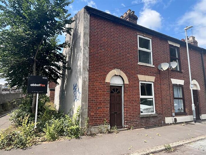 2 Bedroom End Of Terrace House For Sale In Norwich, NR3