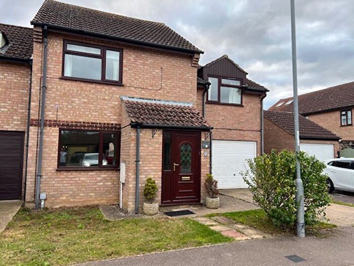 3 Bedroom End Of Terrace House To Rent In Manor Court Road, Witchford, CB6