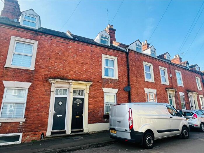 3 Bedroom Terraced House For Sale In Cyril Street, Abington, Northampton, NN1