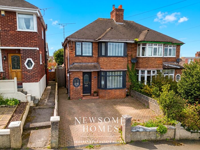 3 Bedroom Semi-Detached House For Sale In Saithaelwyd Park, Carmel, CH8