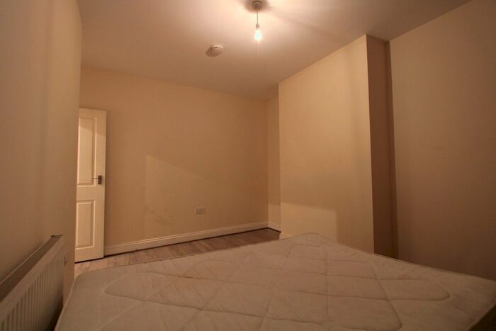 4 Bedroom Flat To Rent In Addington Road, South Croydon CR2