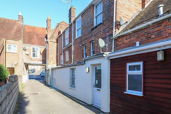 1 Bedroom Flat For Sale In East Street, Blandford Forum, DT11