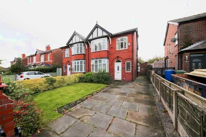 3 Bedroom Semi-Detached House For Sale In Pemberton Road, Winstanley, Wigan, Lancashire, WN3