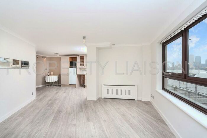 2 Bedroom Apartment To Rent In Freetrade Wharf, The Highway, Wapping, E1W