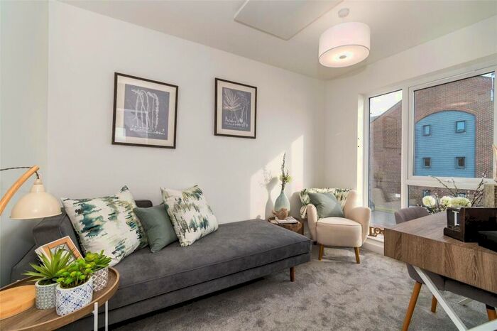 3 Bedroom Terraced House For Sale In Searle Drive, Gosport, PO12