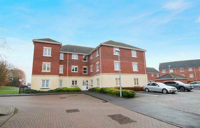 2 Bedroom Flat To Rent In Oakley Park, Coleview, SN3