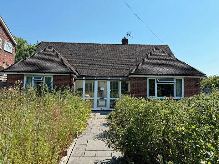 2 Bedroom Detached Bungalow For Sale In Mill Bank, Headcorn, Ashford, Kent, TN27