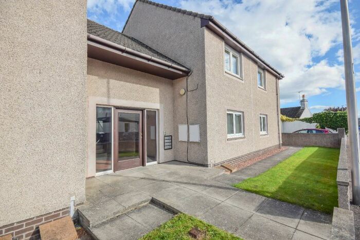 2 Bedroom Flat To Rent In Burnside Street, Carnoustie, Angus, DD7
