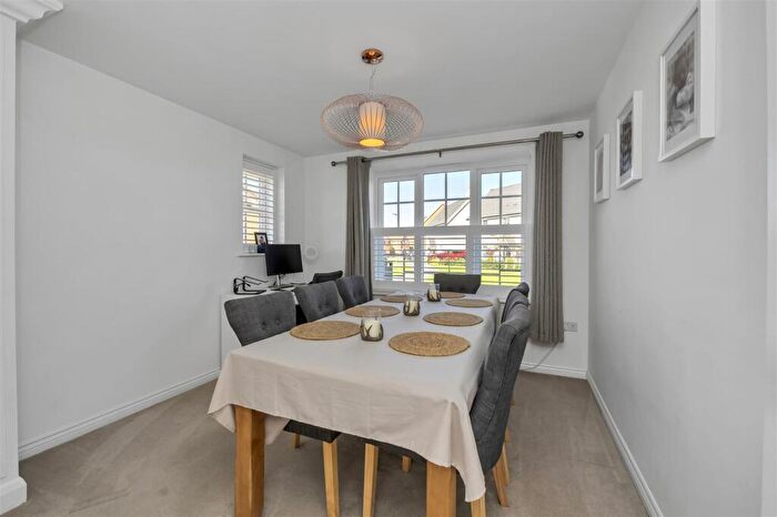 4 Bedroom Detached House For Sale In St. Edmunds Drive, Elmswell, Bury St. Edmunds, IP30