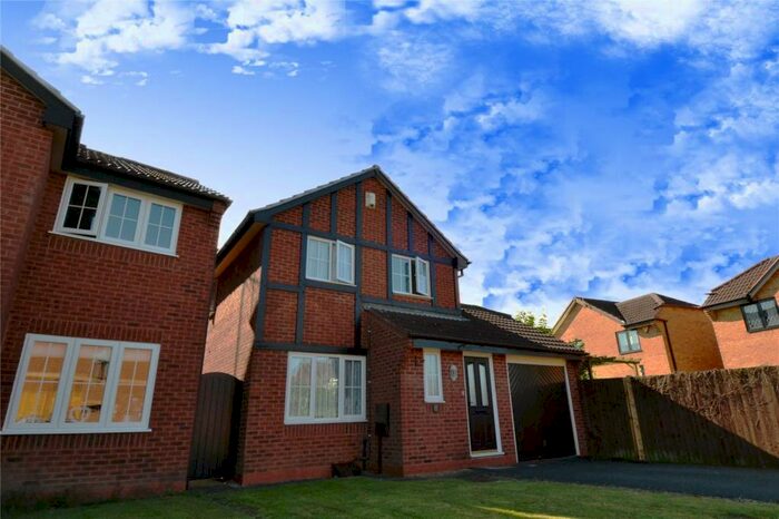 3 Bedroom Detached House To Rent In Green Park Road, Bromsgrove, Worcestershire, B60